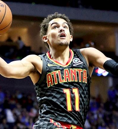 卢克·肖对曼联为其办300场仪式感到尴尬，不确定是否必要（卢克·肖称对曼联为其举行300场里程碑仪式略觉尴尬，质疑是否有必要）