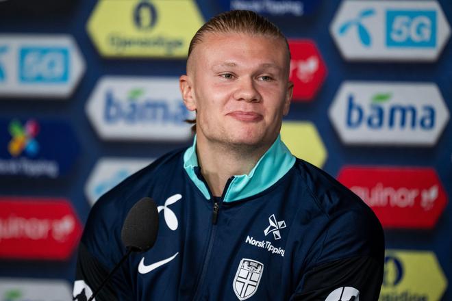 中超官方发2025赛季前四排名走势图：榜首共12次易主（中超官方公布2025赛季前四走势：榜首位置12次更替）