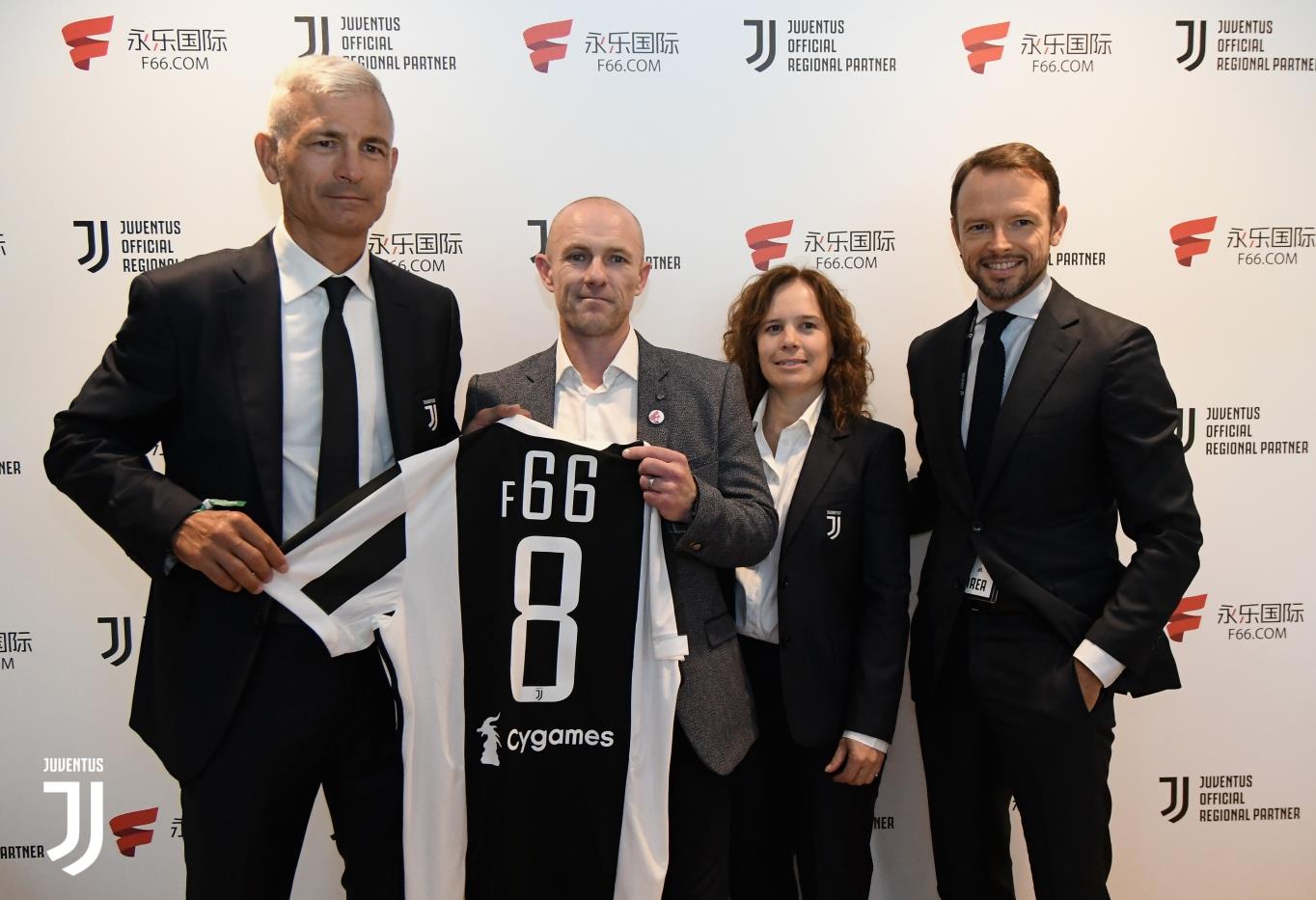 凯恩：点球前我确实碰到了对手的脸；拜仁之前杯赛成绩不理想（凯恩：主罚点球前确实碰到对方面部；拜仁此前杯赛表现不佳）