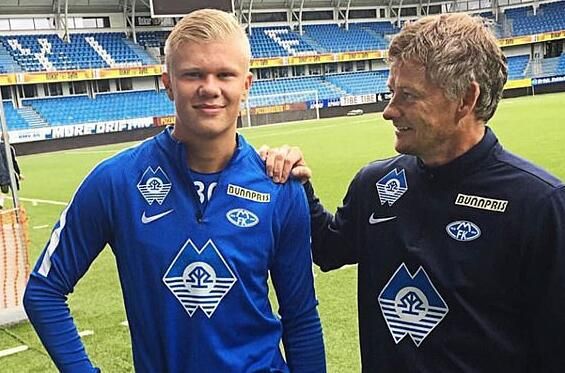 铁卫主场首球比肩C罗，曼联1-1西汉姆联，反超利物浦升英超第八（铁卫老特拉福德处子球追平C罗纪录，曼联1-1西汉姆，力压利物浦升至英超第八）