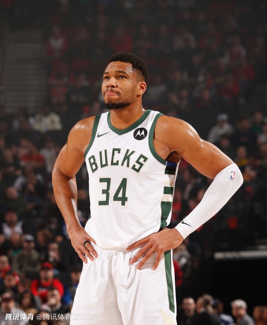 阿隆索：虽然我现在是教练，但真正美妙的是踢球（阿隆索坦言：如今身为主帅，最美妙的仍是踢球）