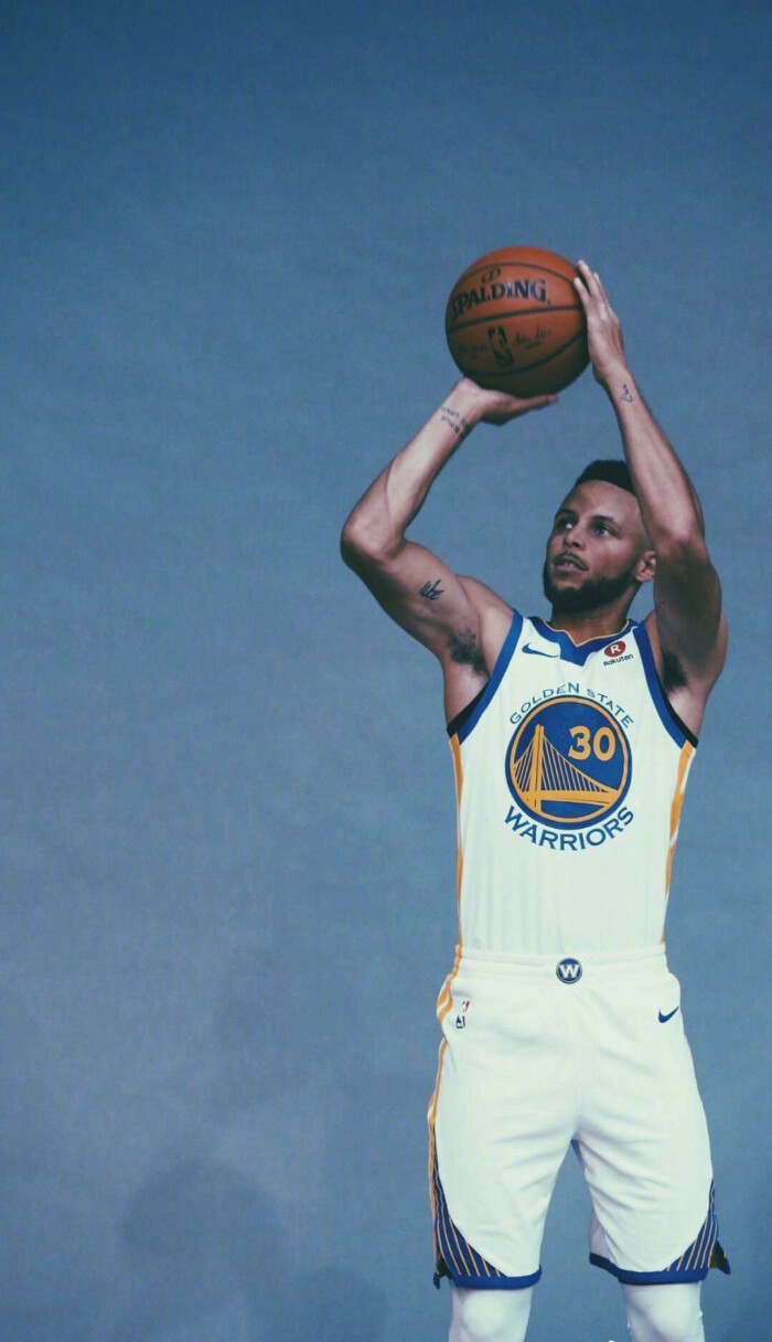 西蒙：库尔图瓦是世界最佳门将，他扑不出的球谁也扑不出来（西蒙称库尔图瓦为世界第一门将：他都扑不到的球，别人更不可能）