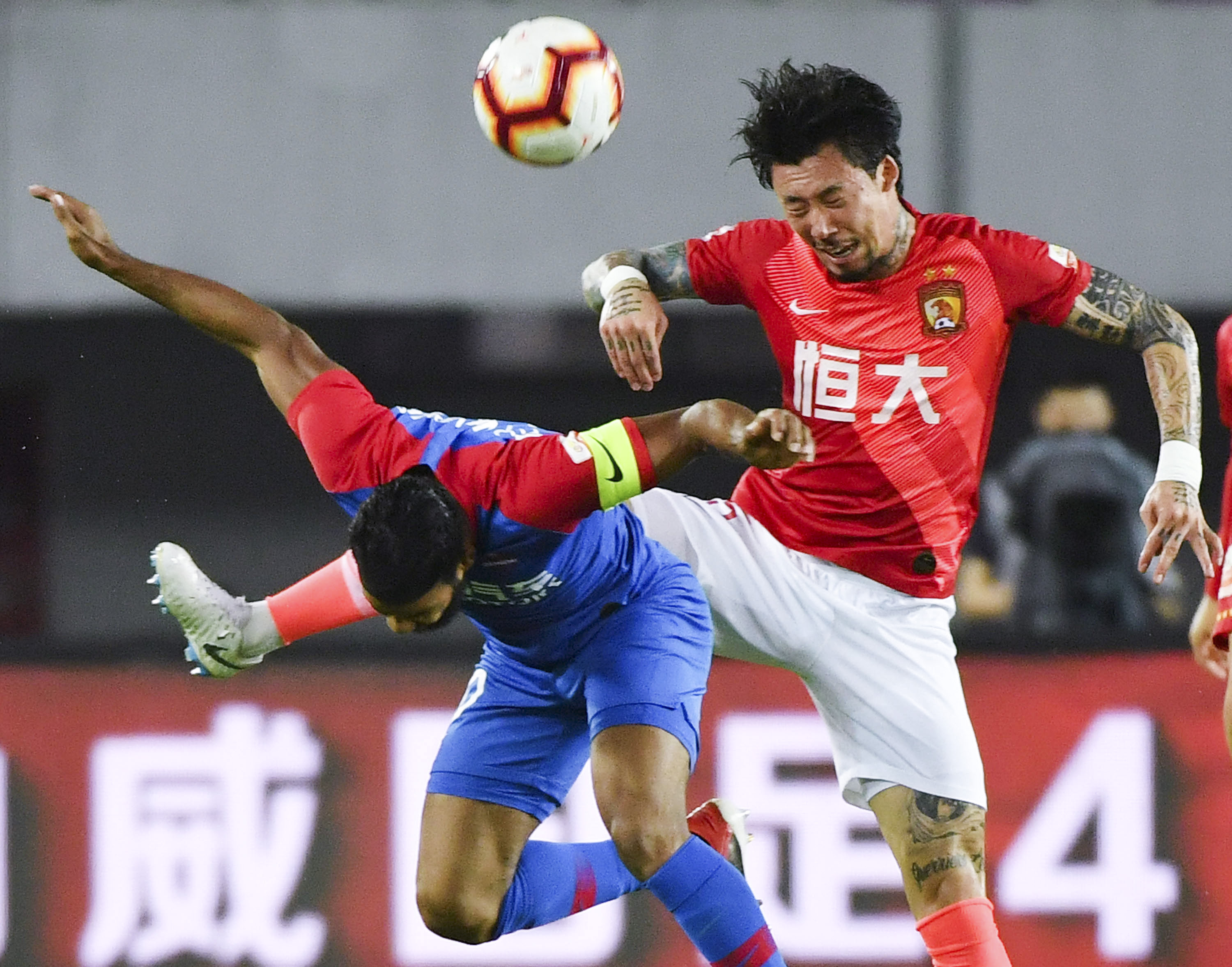 西班牙足协杯冠军奥伦塞国王杯连斩两支西甲球队，挺进第三轮（国王杯赛场，西协杯冠军奥伦塞连淘两支西甲队，杀入第三轮）