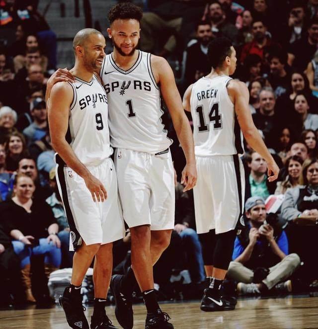 半场战报：奥格斯堡0-0汉堡（半场快讯：奥格斯堡与汉堡互交白卷）