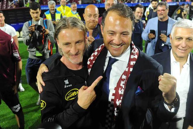 进行科学的 进行科学的